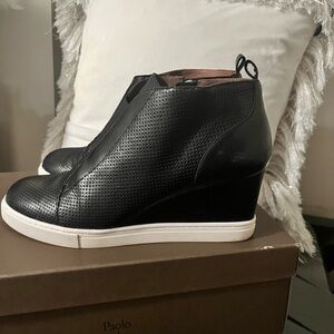 Stylish bootie